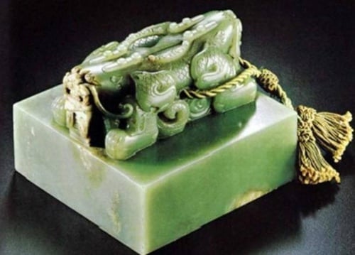 jade chinese emperor's seal